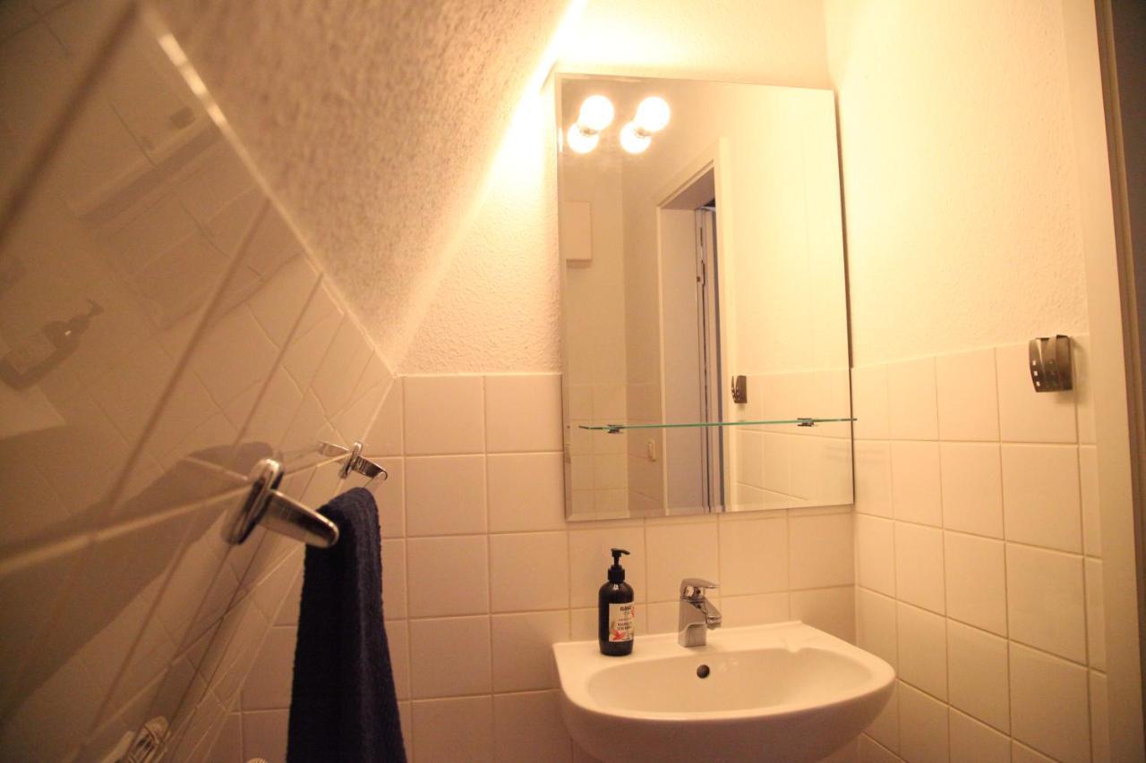 Wunderschoene Dachgeschoss - Maisonette Rostock Dış mekan fotoğraf