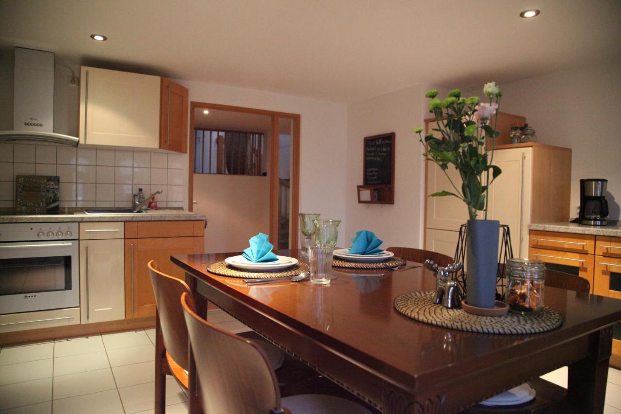 Wunderschoene Dachgeschoss - Maisonette Rostock Dış mekan fotoğraf